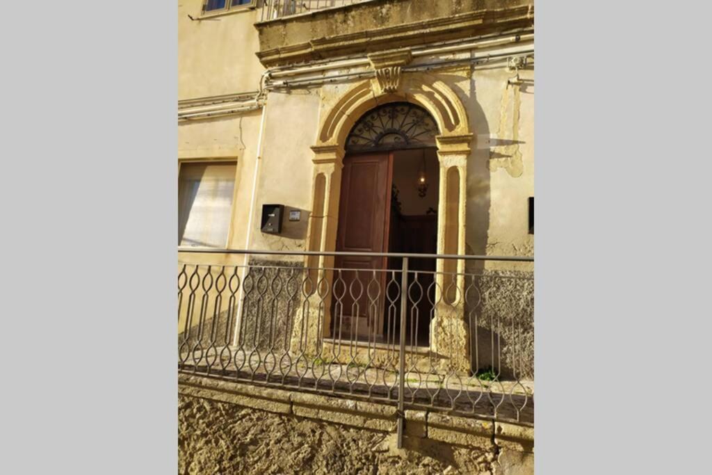 Willa Casa Ad Assoro, Al Centro Della Sicilia Zewnętrze zdjęcie